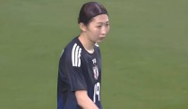 包含梅开二度！日本女足大将踢出精彩表现的词条